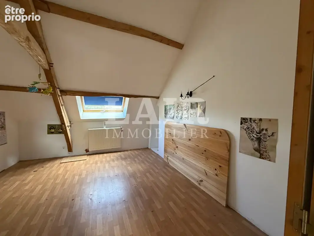 Corps de ferme rare avec dépendances et terrain réf:F15703 - photo 7