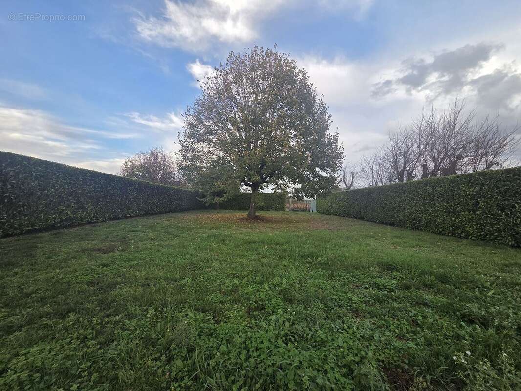 Maison à CASTILLON-LA-BATAILLE