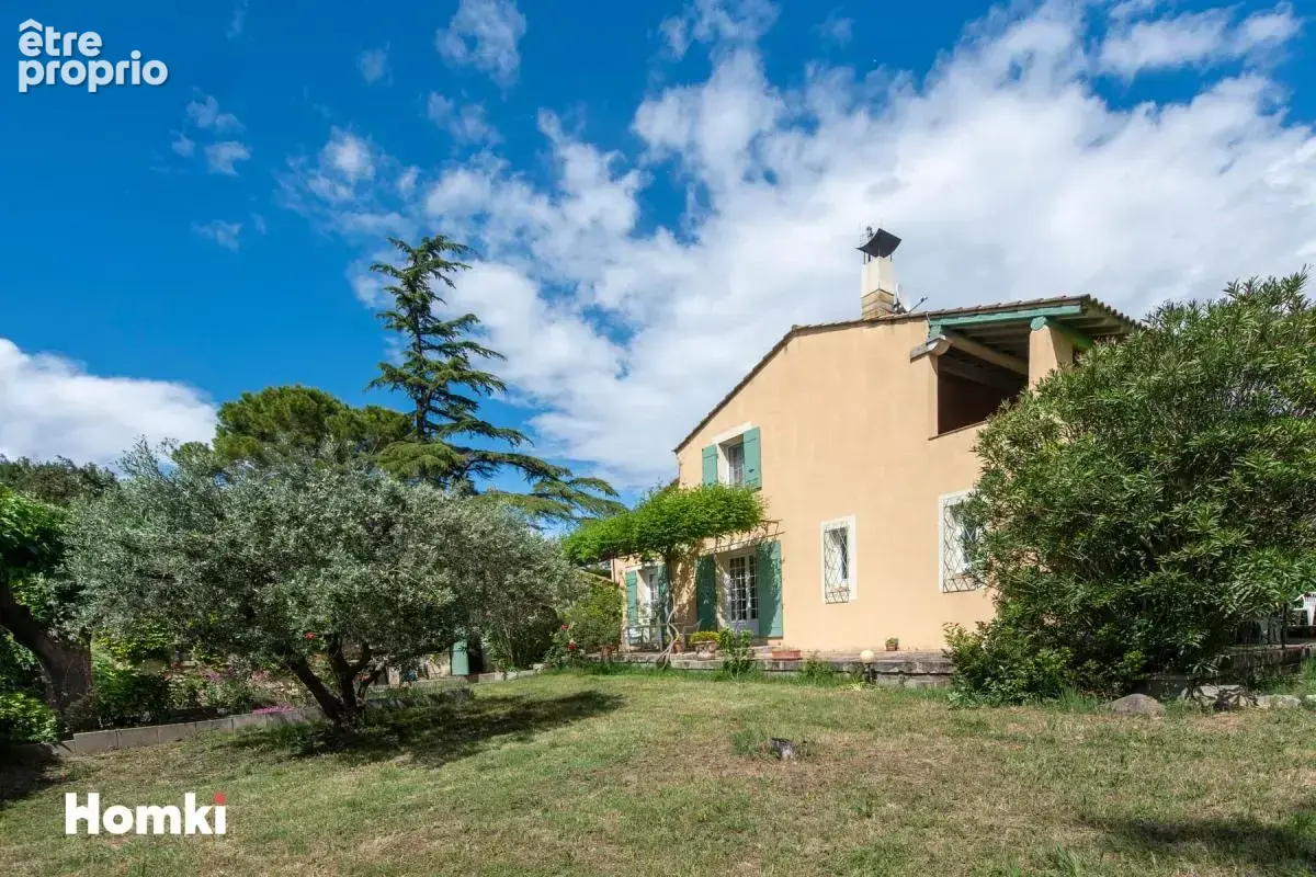 Maison/Villa T6 de 156 m² à Morières-lès-Avignon 84310 - photo 2