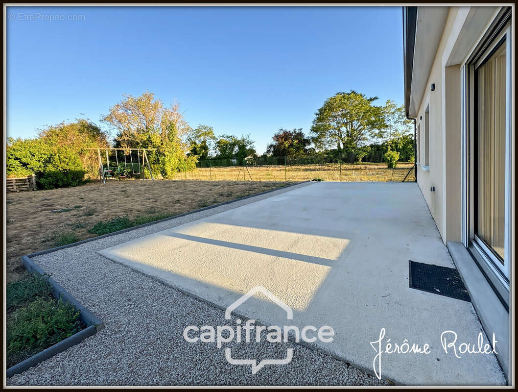 Maison à vendre 4 pièces 3 chambres Terrain 760 m² avec garage VILLIERS (86) - photo 23