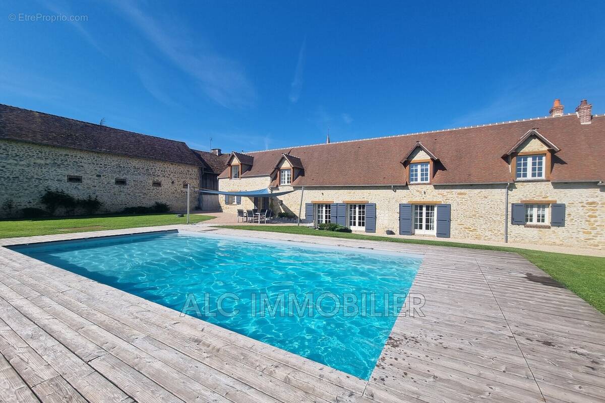 Maison à MORTAGNE-AU-PERCHE