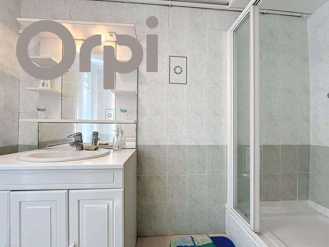 Maison à LES ISSAMBRES