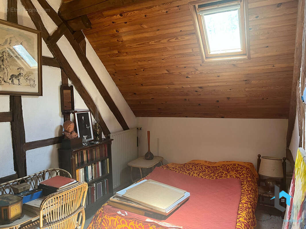 Maison à TRIZAY-LES-BONNEVAL