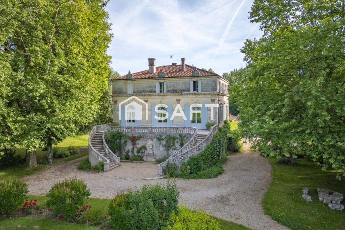 Photo 1 - Maison à PUJOLS