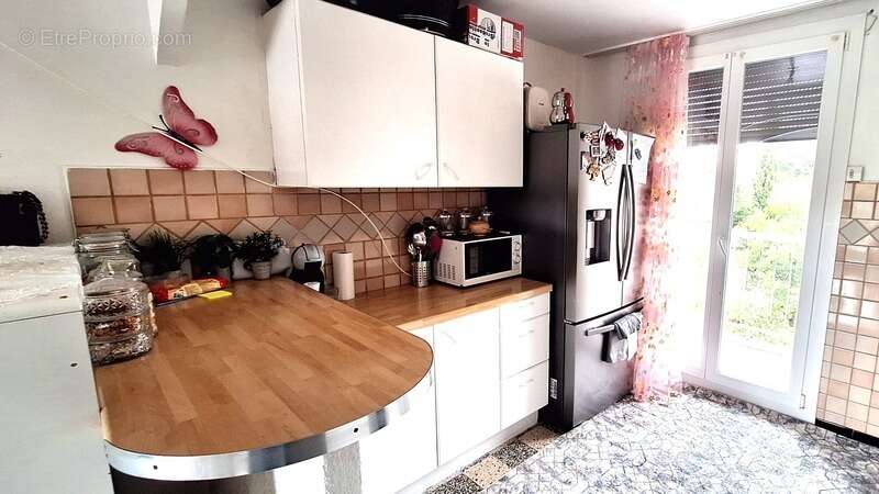 Appartement à PORT-DE-BOUC