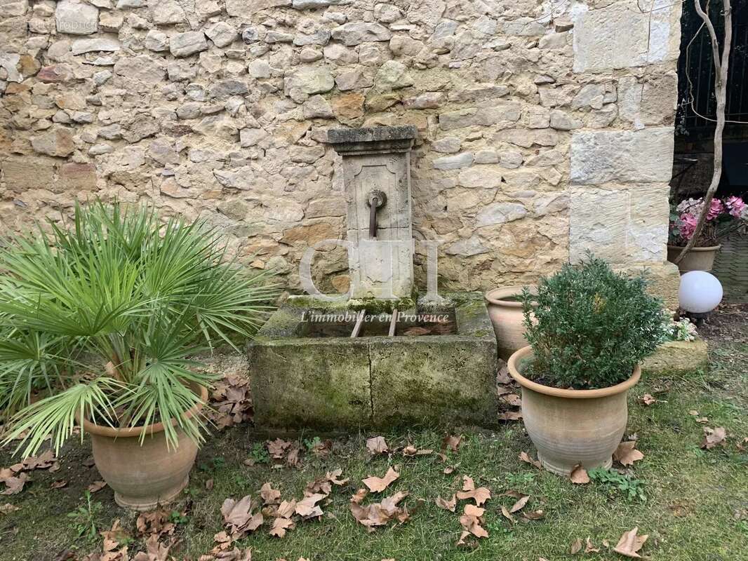 Maison à VAISON-LA-ROMAINE