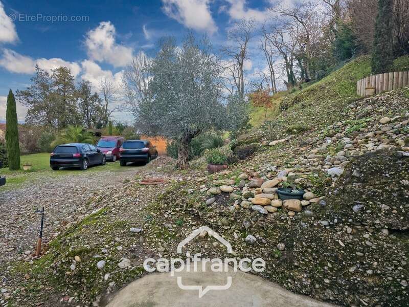 Maison à SAINT-SORLIN-EN-VALLOIRE