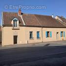Maison à VARENNES-SUR-ALLIER