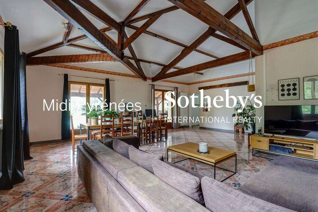 Maison à GIROUSSENS