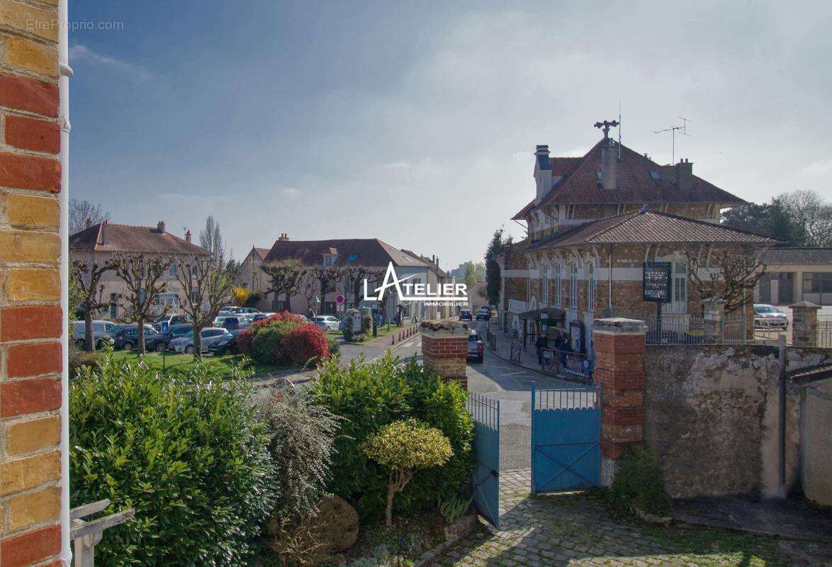 Maison à MAREIL-MARLY