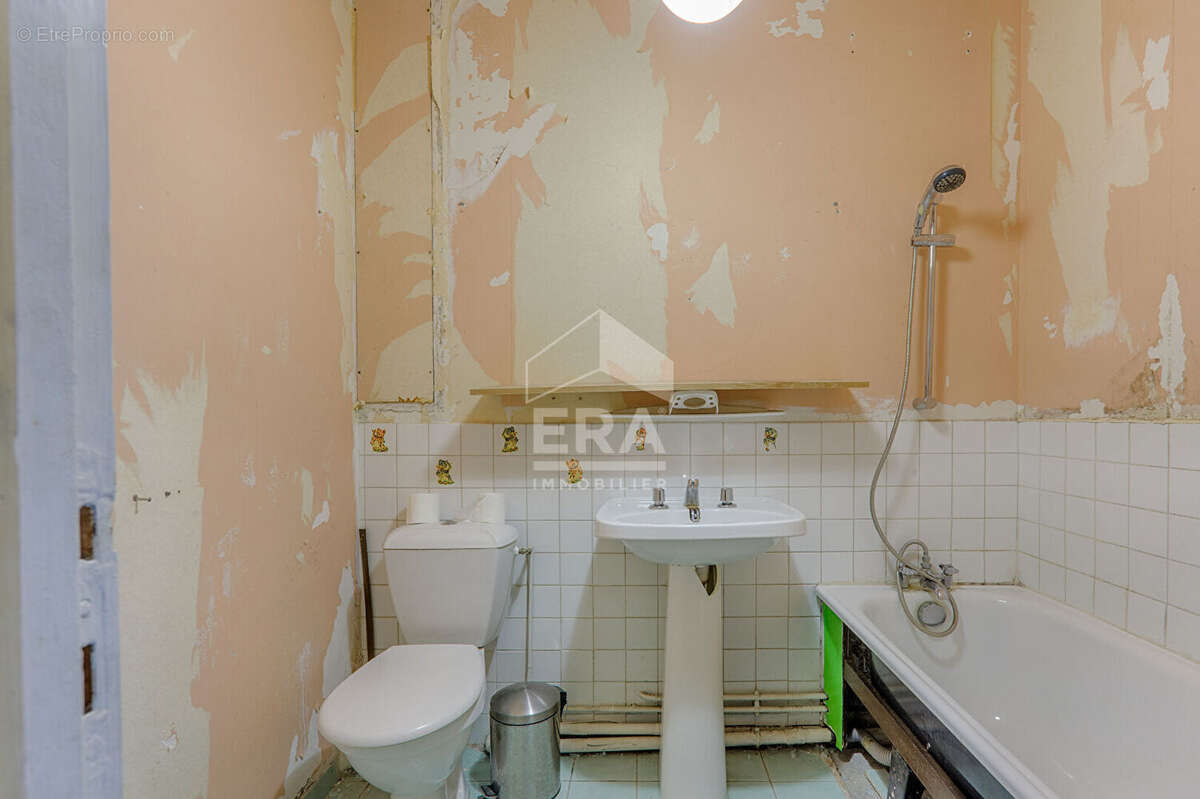 Appartement à FONTENAY-LE-FLEURY