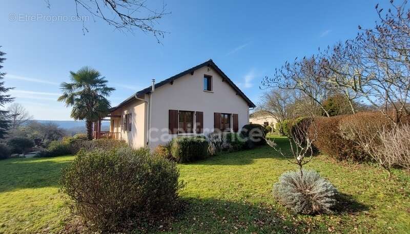 Maison à Sergeac de 151m², 6 pièces, au calme, sans vis à vis, sans travaux avec vue dégagée + garage XXL + chalet - photo 23