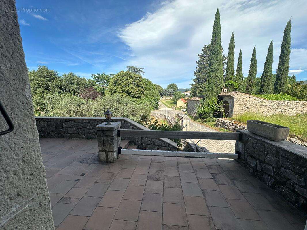 Maison à CHANDOLAS