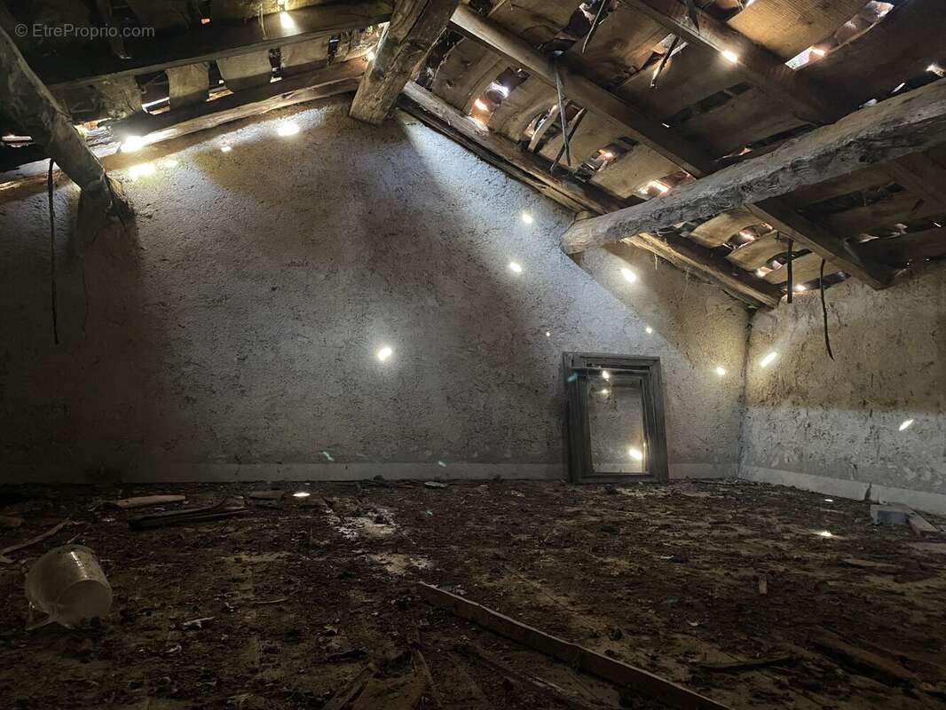 Maison à ROZIERS-SAINT-GEORGES