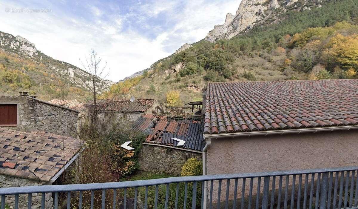 Maison à SALVEZINES