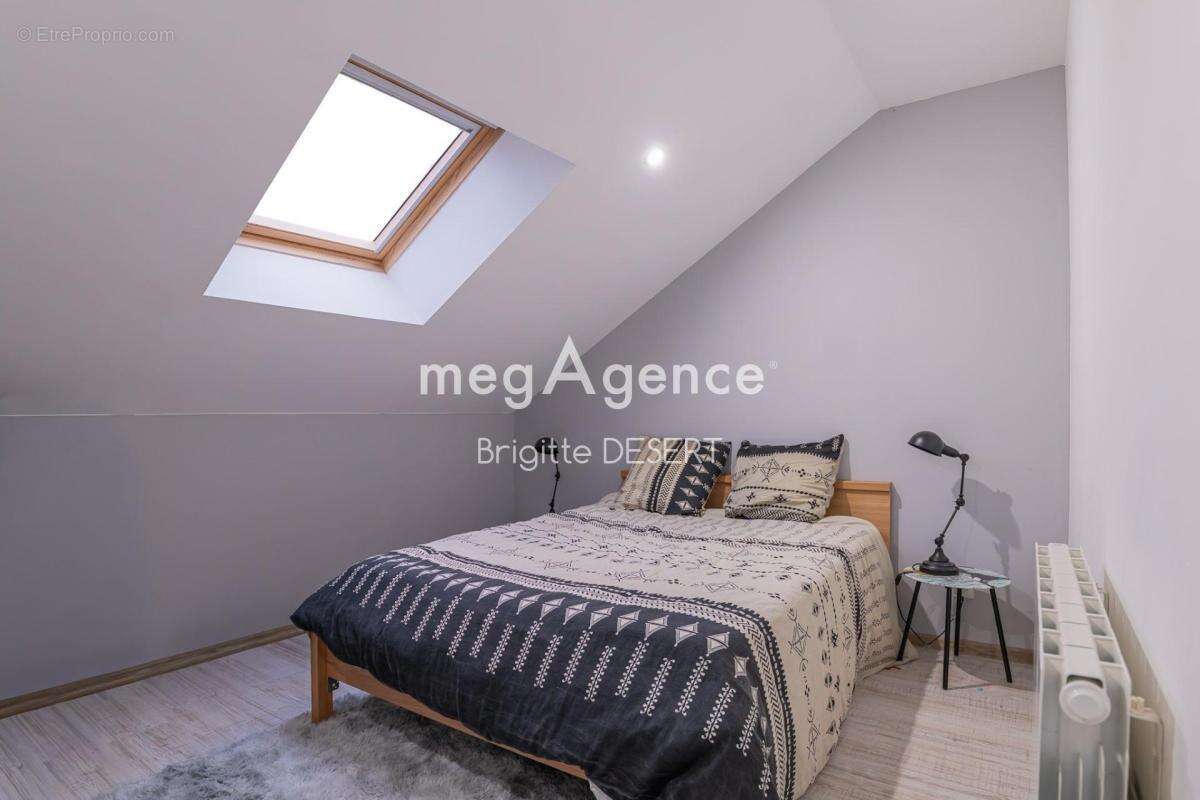 Maison à TORCE-EN-VALLEE