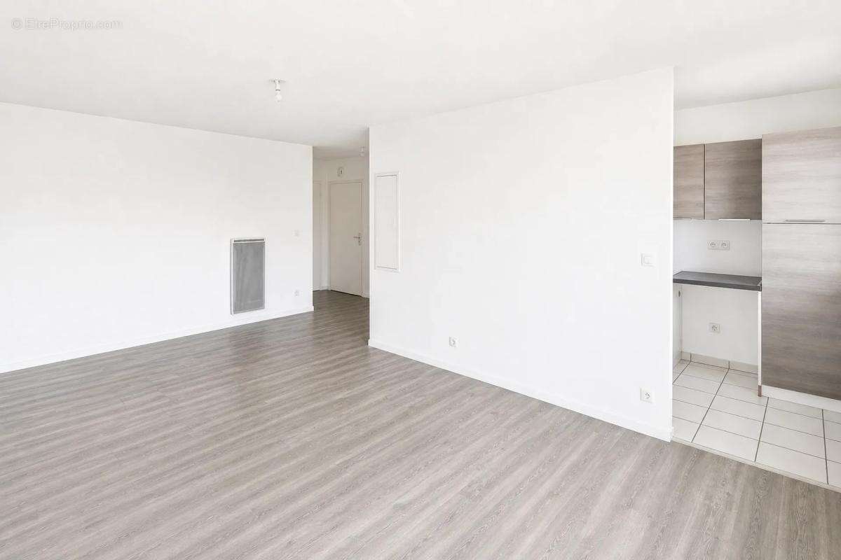 Rouen, Appartement loué T3 avec Balcon et Parking - photo 4