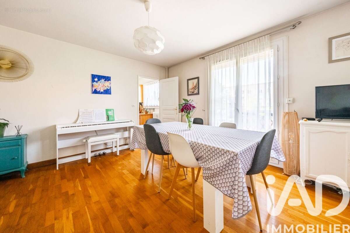 Photo 2 - Appartement à FONTAINE-LES-DIJON