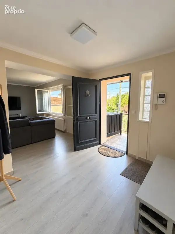 Maison  6 pièce(s) 141.70 m2 - photo 2
