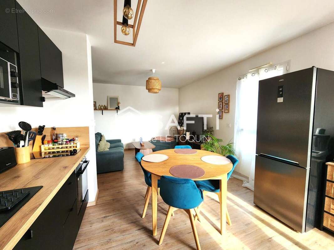 Photo 2 - Appartement à LES PONTS-DE-CE