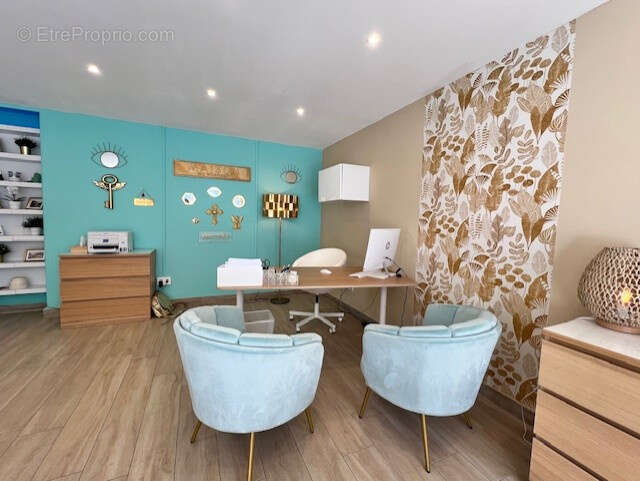 Commerce à TRANS-EN-PROVENCE