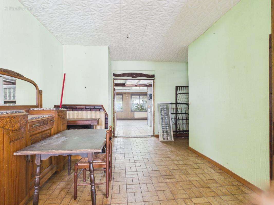 Maison 263 m² à Marchelepot  - photo 3