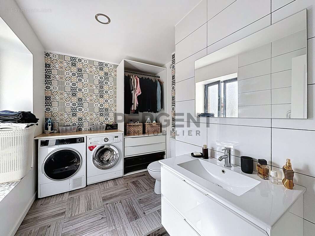 Maison à NOUZONVILLE