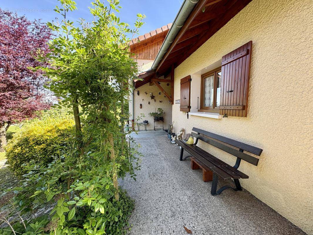 Maison à GRUFFY