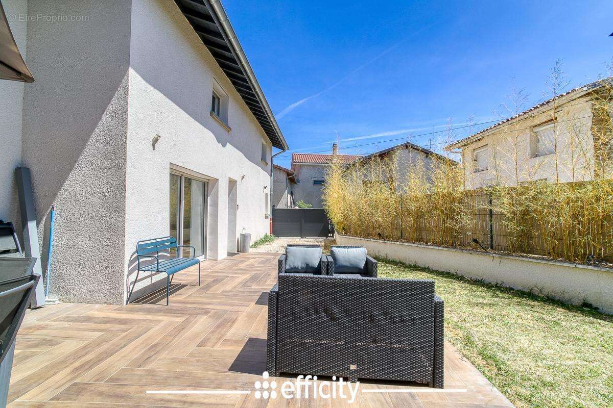 Maison 160 m² à Moidieu-Detourbe  - photo 29