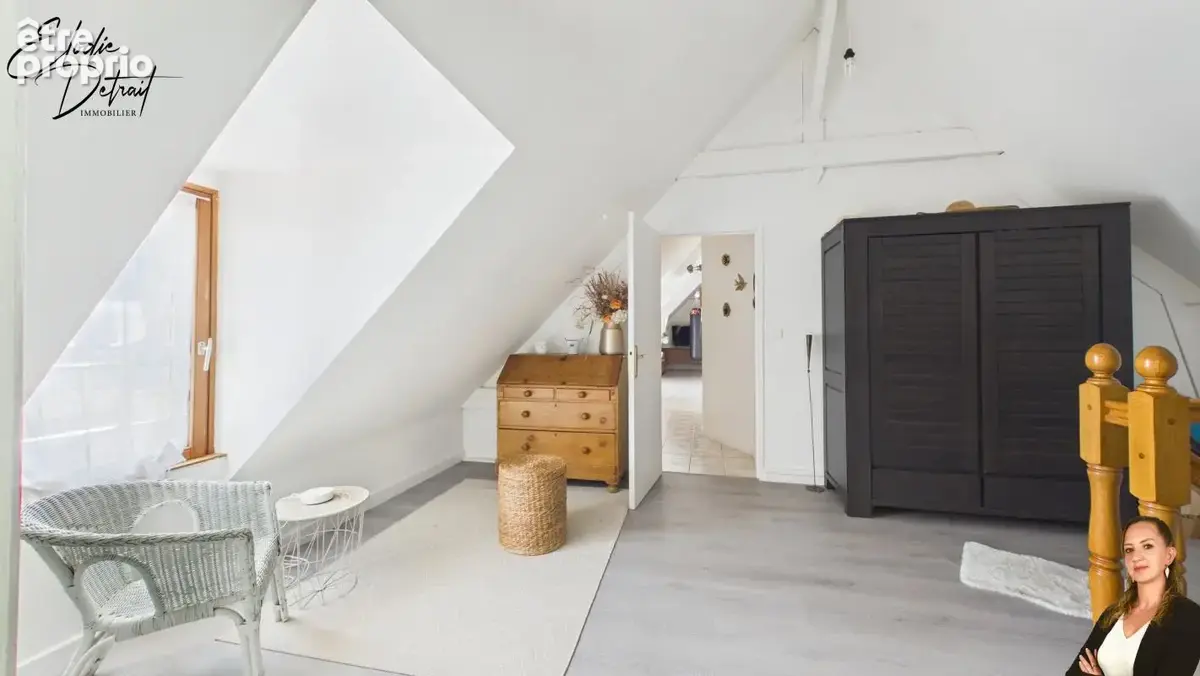Maison 8 pièces 254 m² à vendre à La Bazoge (72650) - photo 11