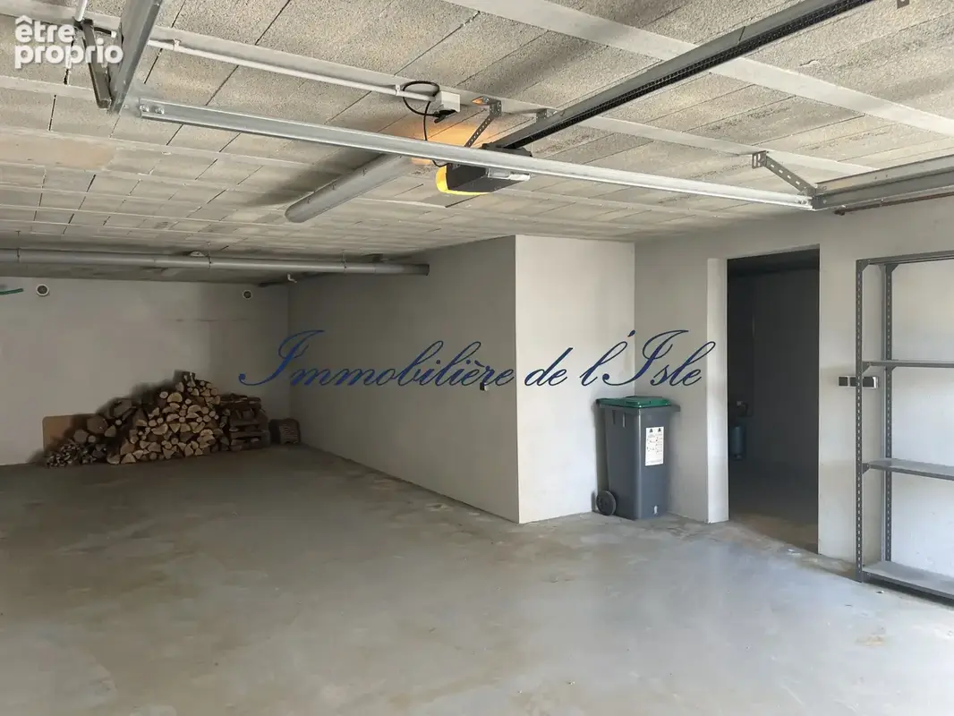 Maison récente avec garage et vue dégagée - photo 16