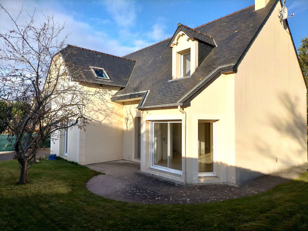 Maison à PLESSIX-BALISSON