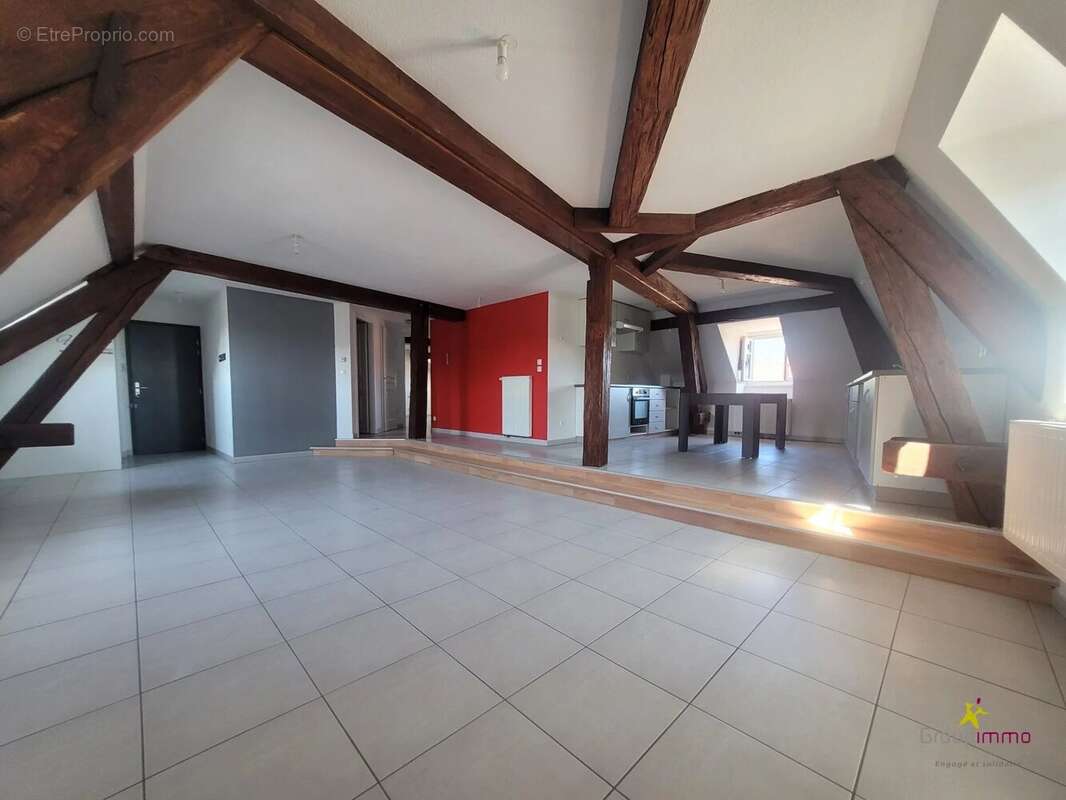 Charmant 3 Pièces 81 m² avec parking - photo 4