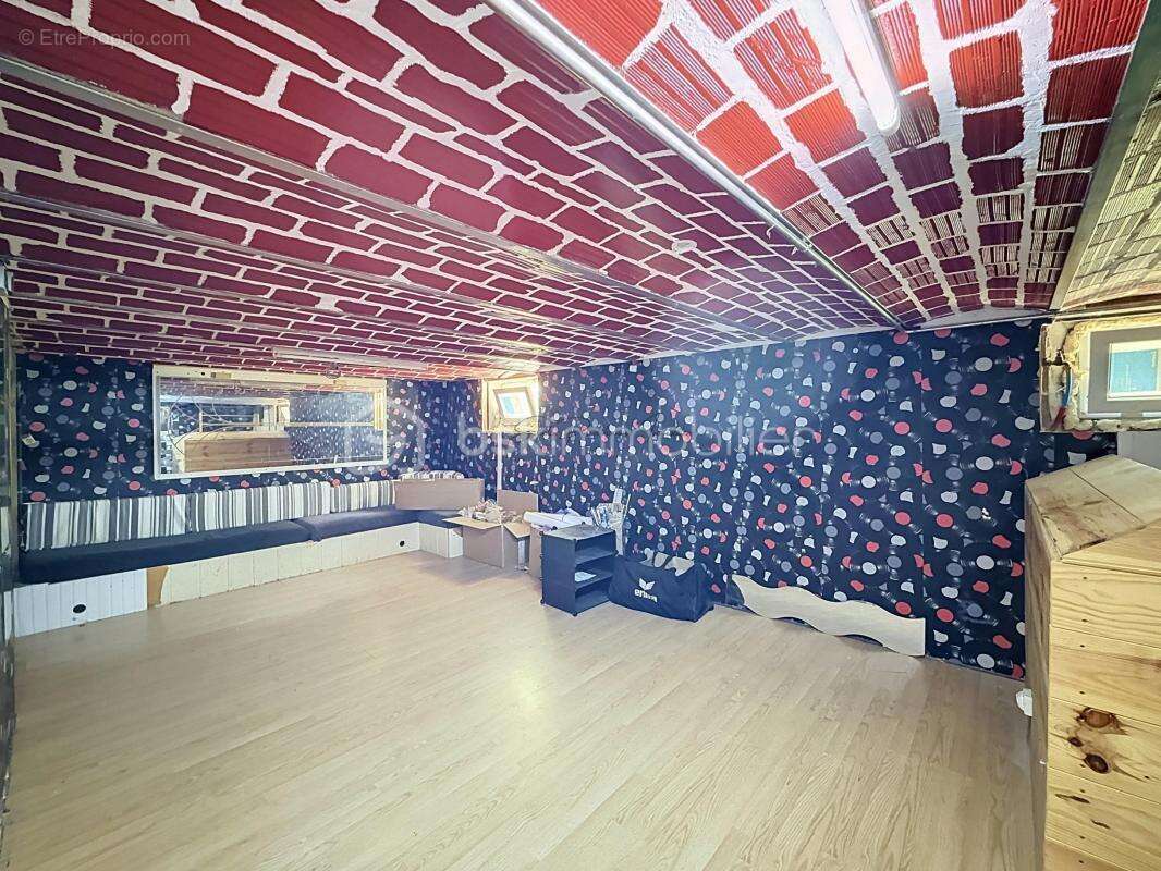 Maison familiale de 103 m² avec 4 chambres, jardin clos et sous-sol complet - photo 13