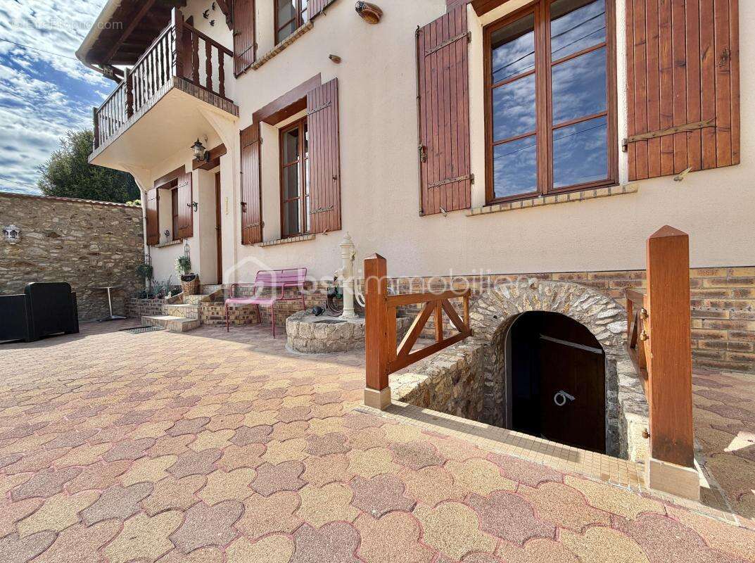 Maison à MONTRY