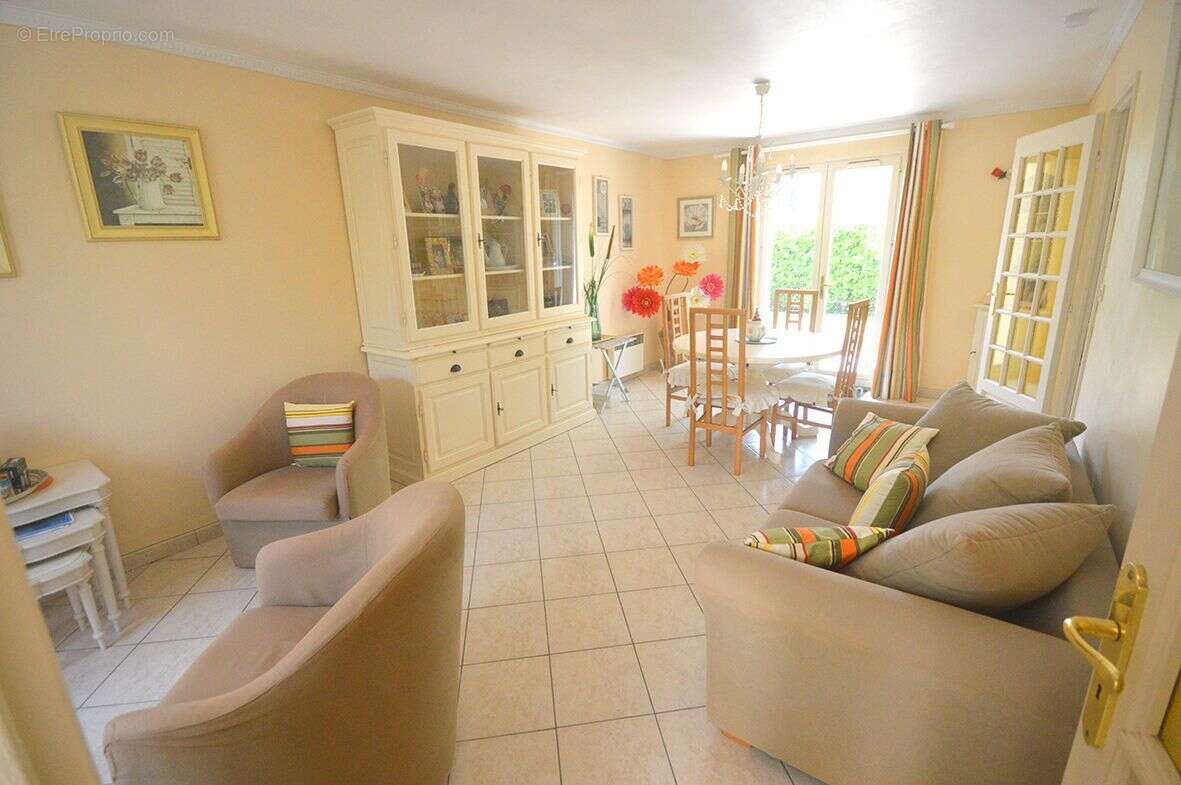 Maison à SAINT-GEORGES-DE-DIDONNE