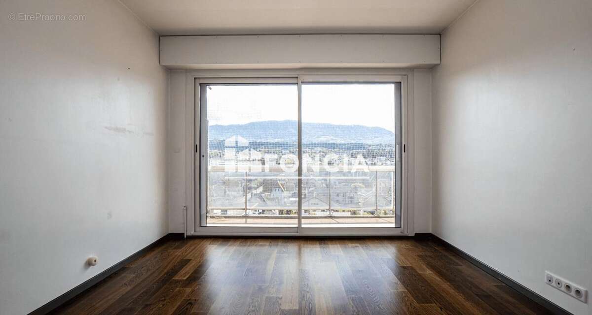 Appartement à THONON-LES-BAINS