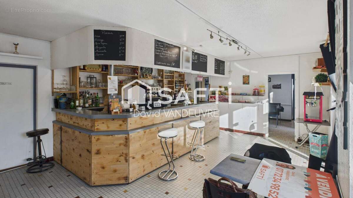 Commerce 189 m² à La Chatre  - photo 2