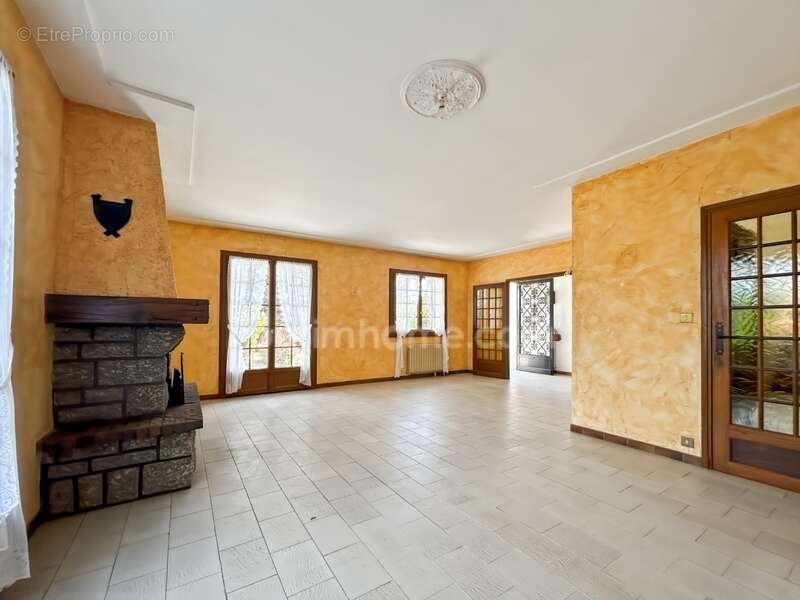 Maison à vendre 6 pièces HAUTERIVE (03) - photo 4
