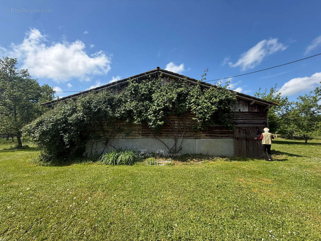 Maison à LA COQUILLE