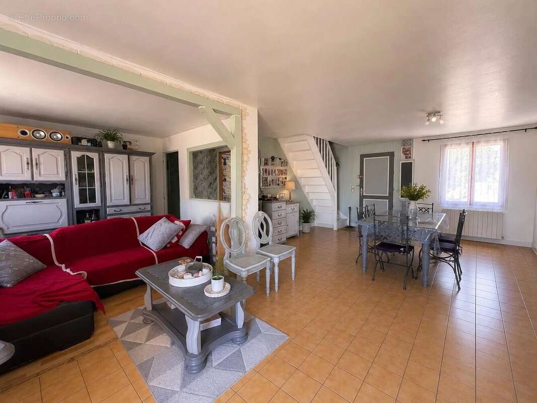Charmante maison de 108 m² - 4 chambres - photo 2