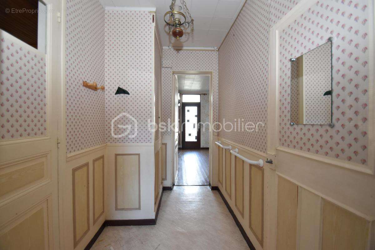 Maison à SAINT-ARNOULT-EN-YVELINES