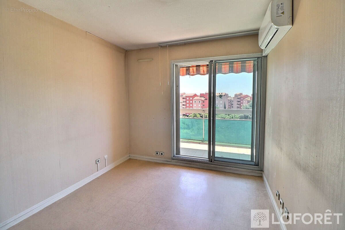 Appartement à HYERES