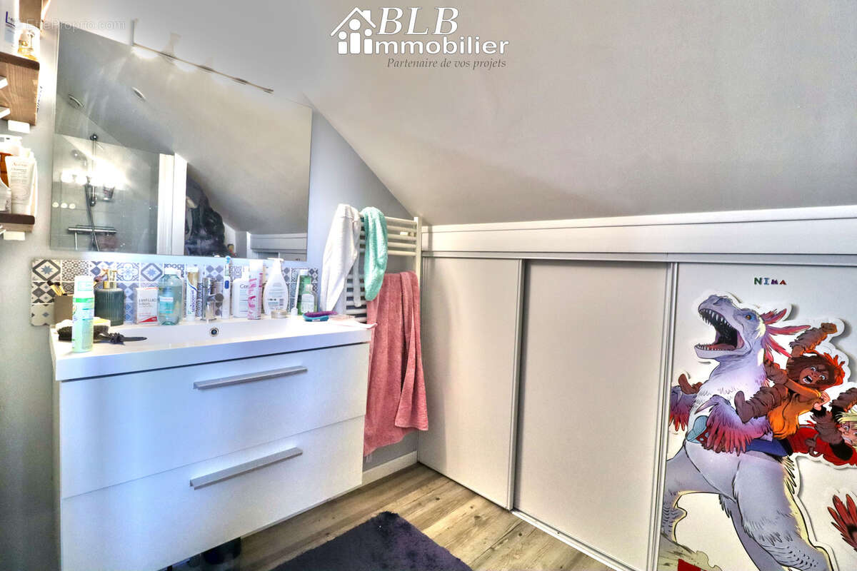 Appartement à LE PERRAY-EN-YVELINES