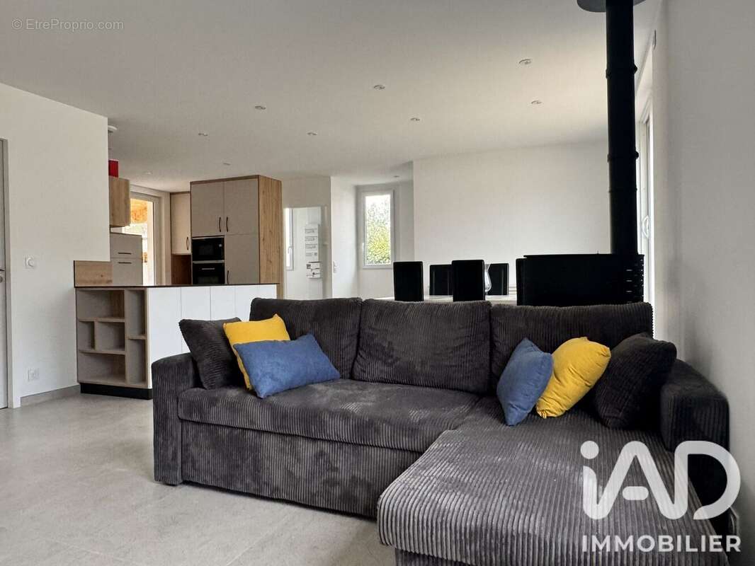 Maison 75 m² à La Chataigneraie  - photo 7