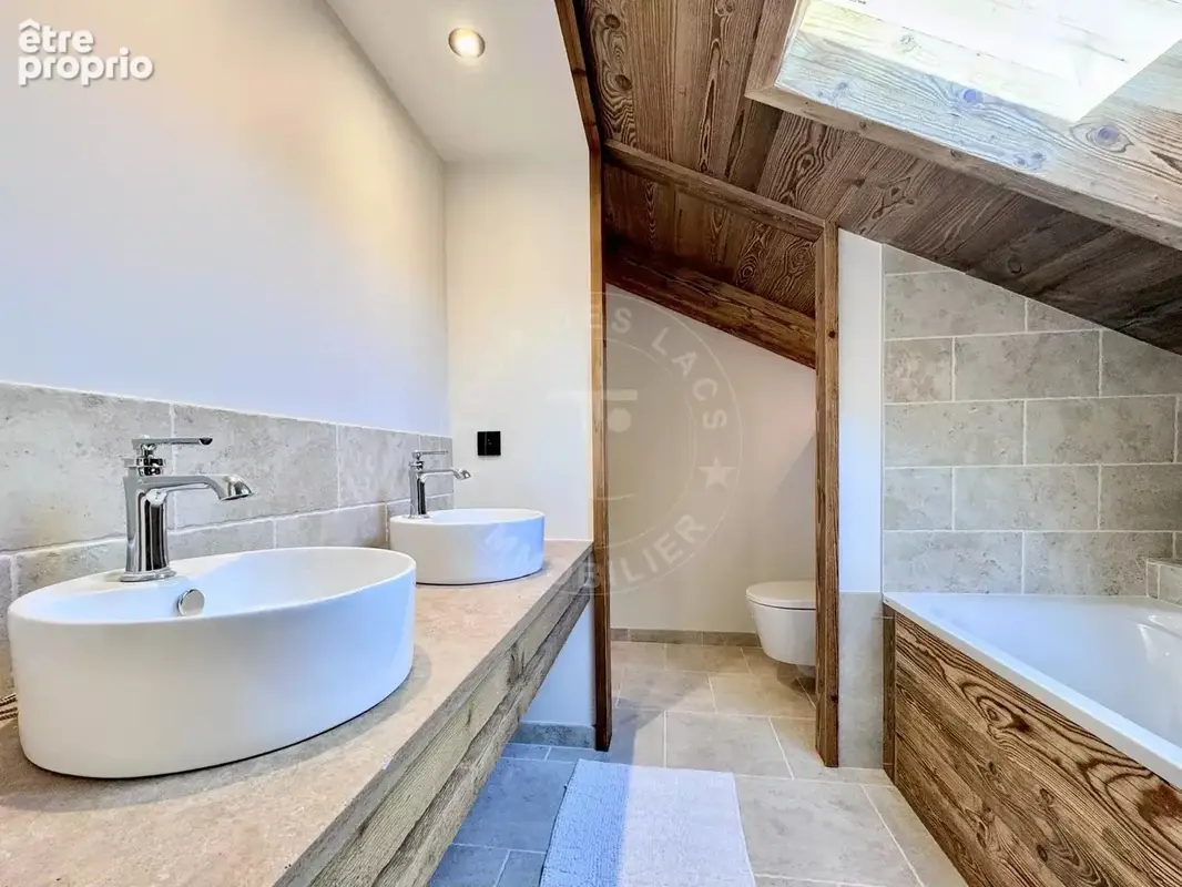 Ferme rénovée de 280 m2 habitables - frais notaire reduit - photo 12