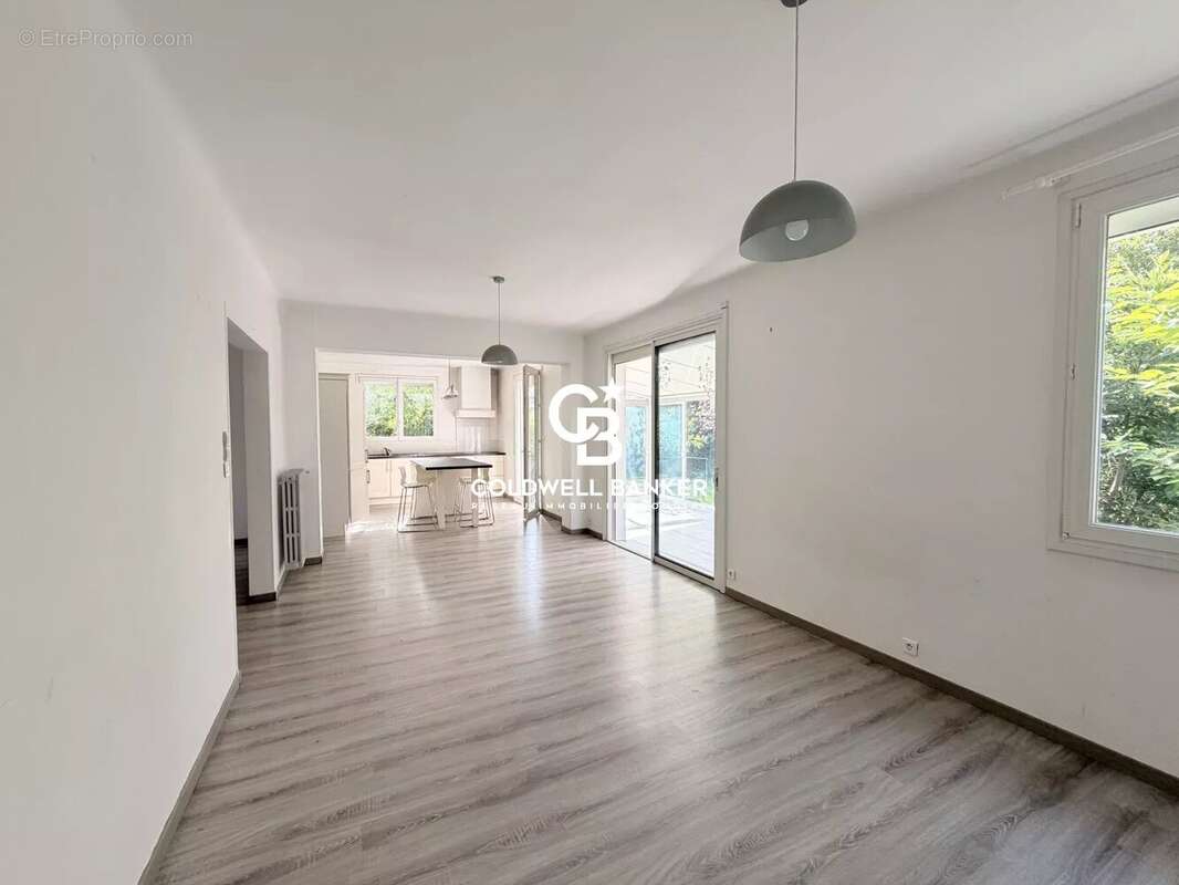 St Herblain Maison 154 m2 - photo 2