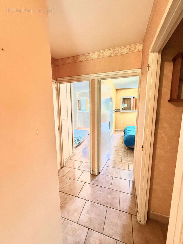 Appartement à MARSEILLE-15E