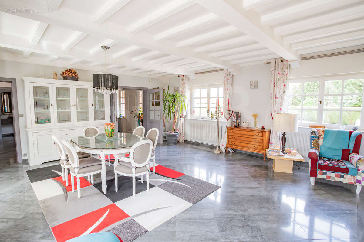 Maison à WERVICQ-SUD