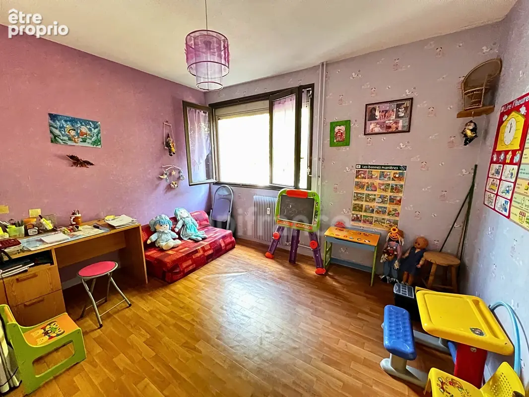 Appartement à vendre 4 pièces LONS LE SAUNIER (39) - photo 9